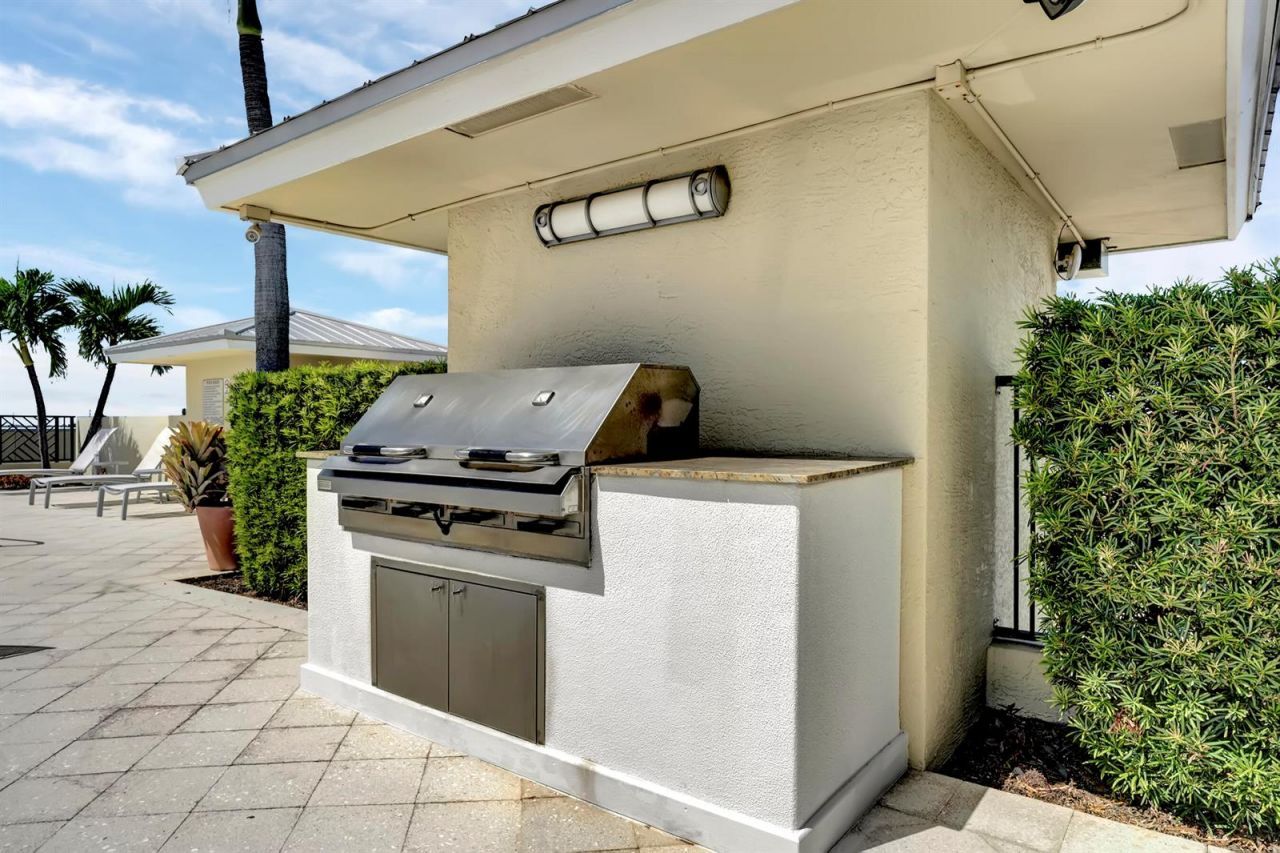235 NE 1st Street , Unit 413, Delray Beach, FL 33444 Photo