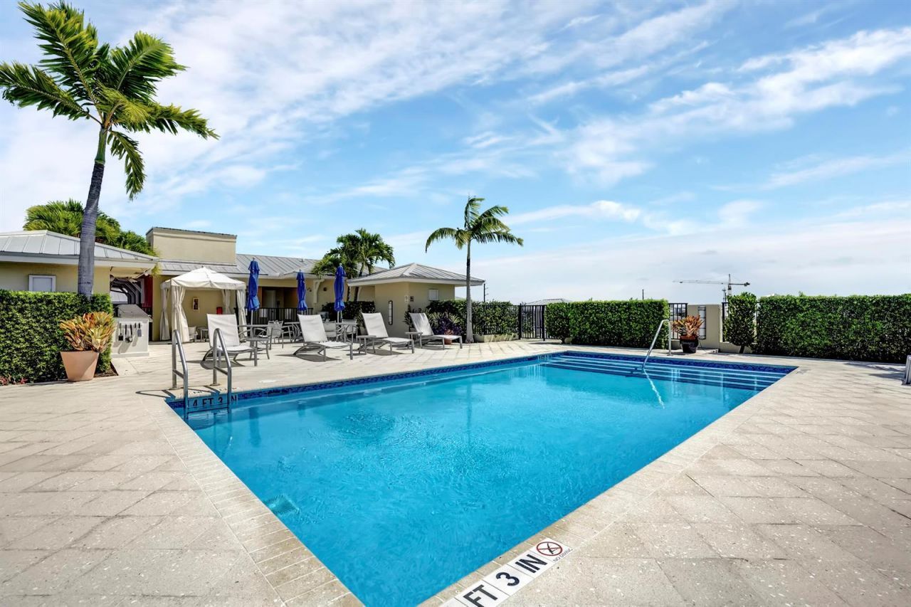 235 NE 1st Street , Unit 413, Delray Beach, FL 33444 Photo