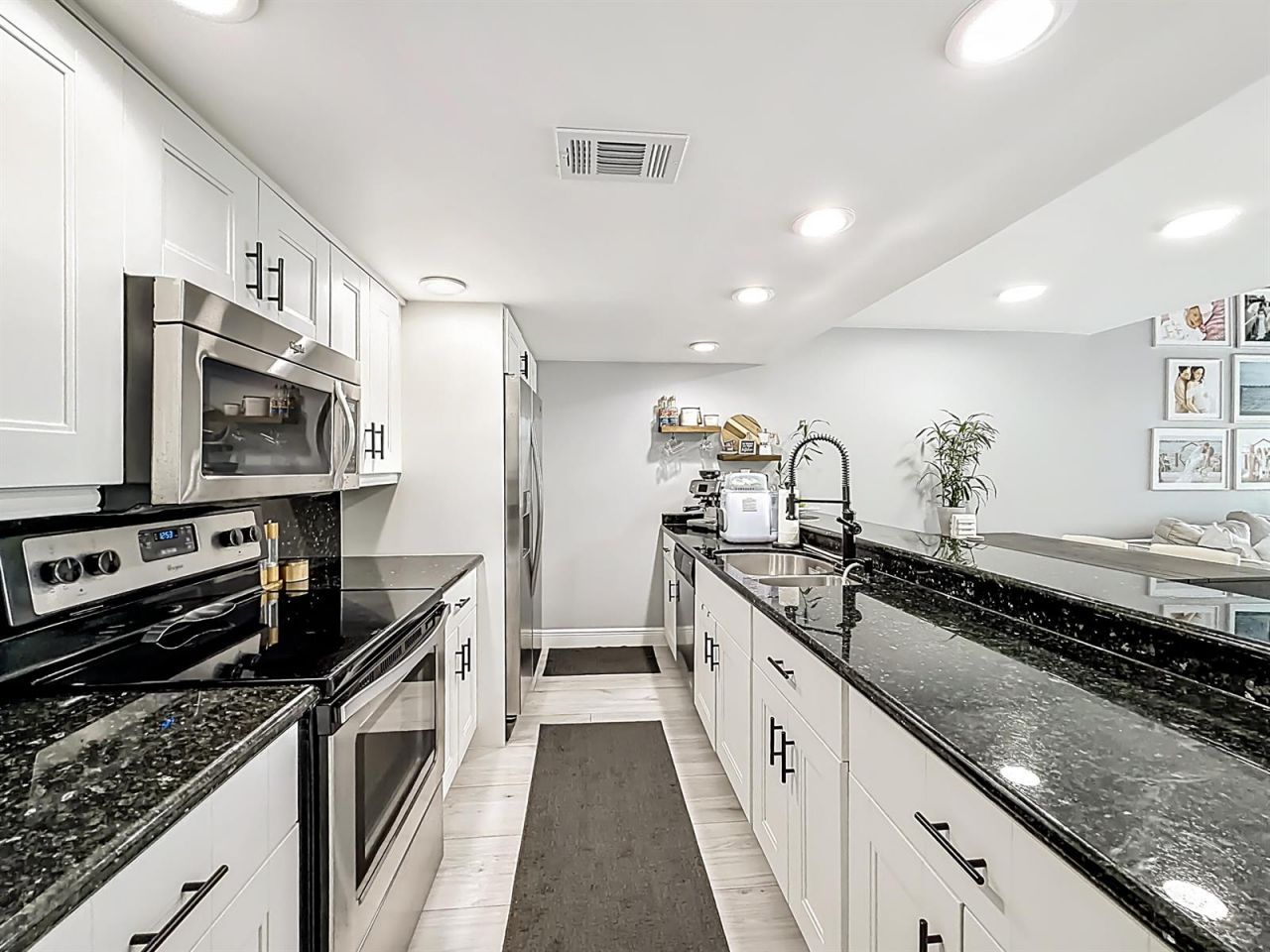 11313 NW 15th Street , Pembroke Pines, FL 33026 Photo