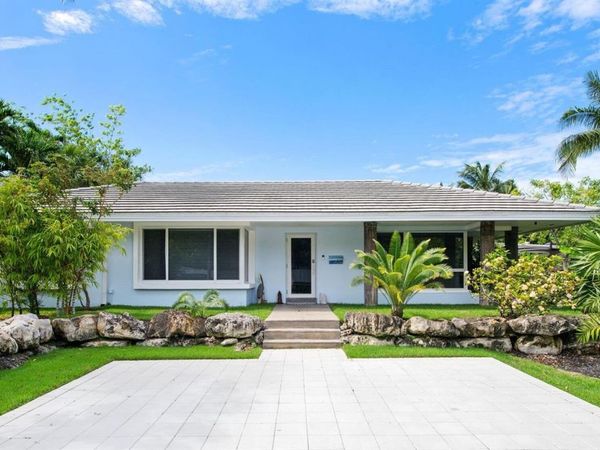 2417 SE 19th Place , Fort Lauderdale, FL 33316