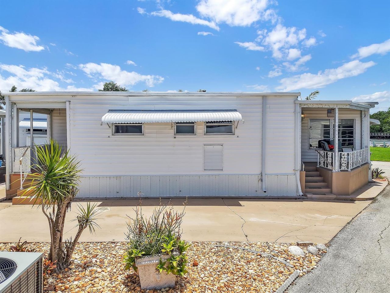 211 Palm Drive, Unit H, Briny Breezes, FL 33435 Photo