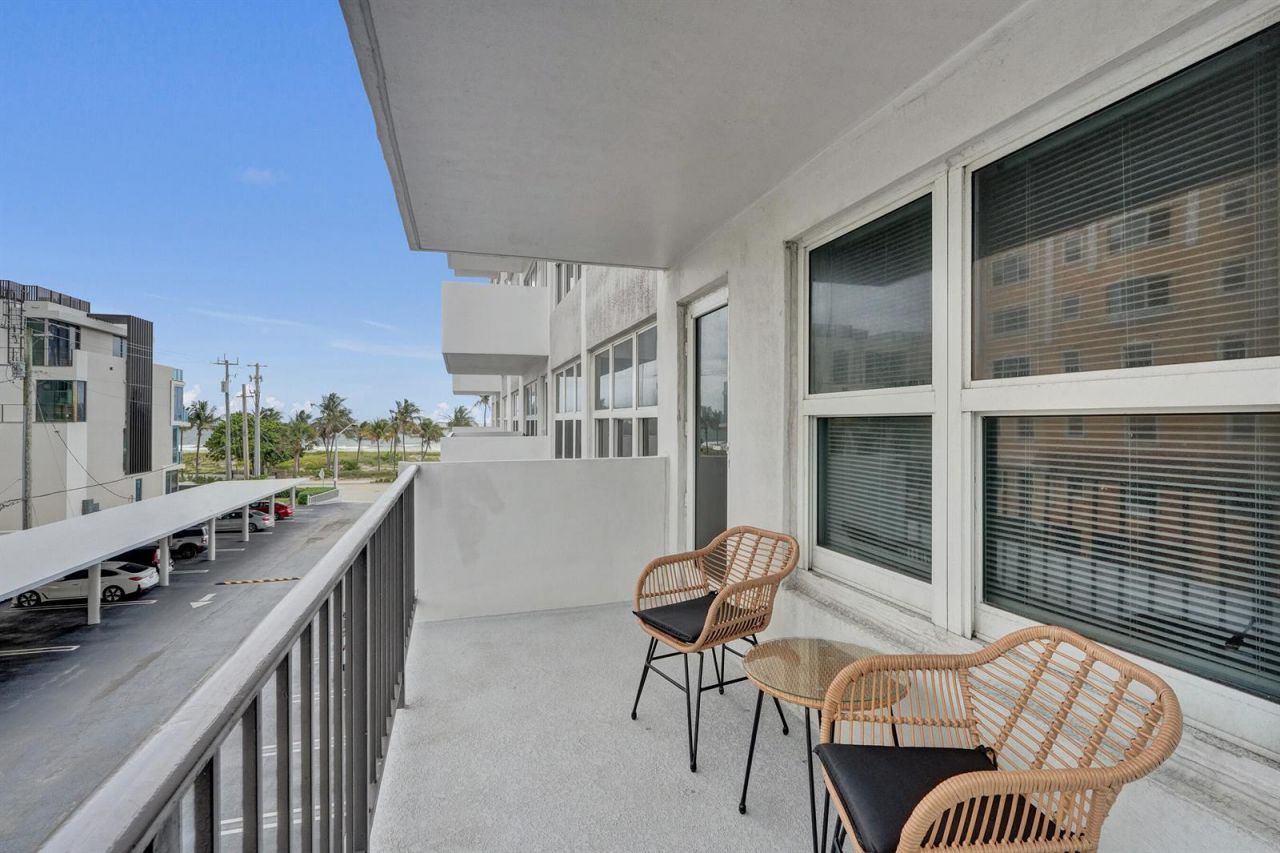 405 N Ocean Boulevard , Unit 305, Pompano Beach, FL 33062 Photo