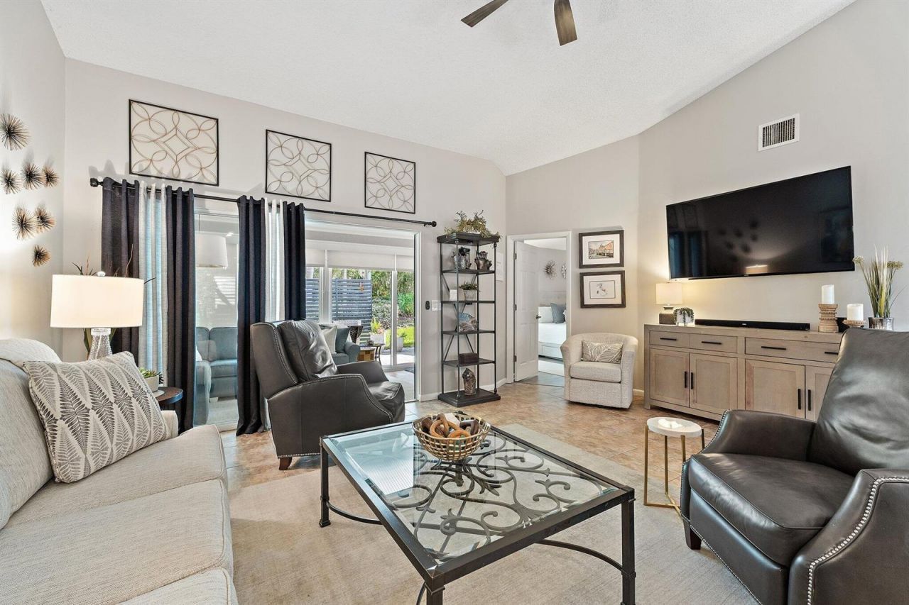 2387 SW Foxpoint Way , Palm City, FL 34990 Photo
