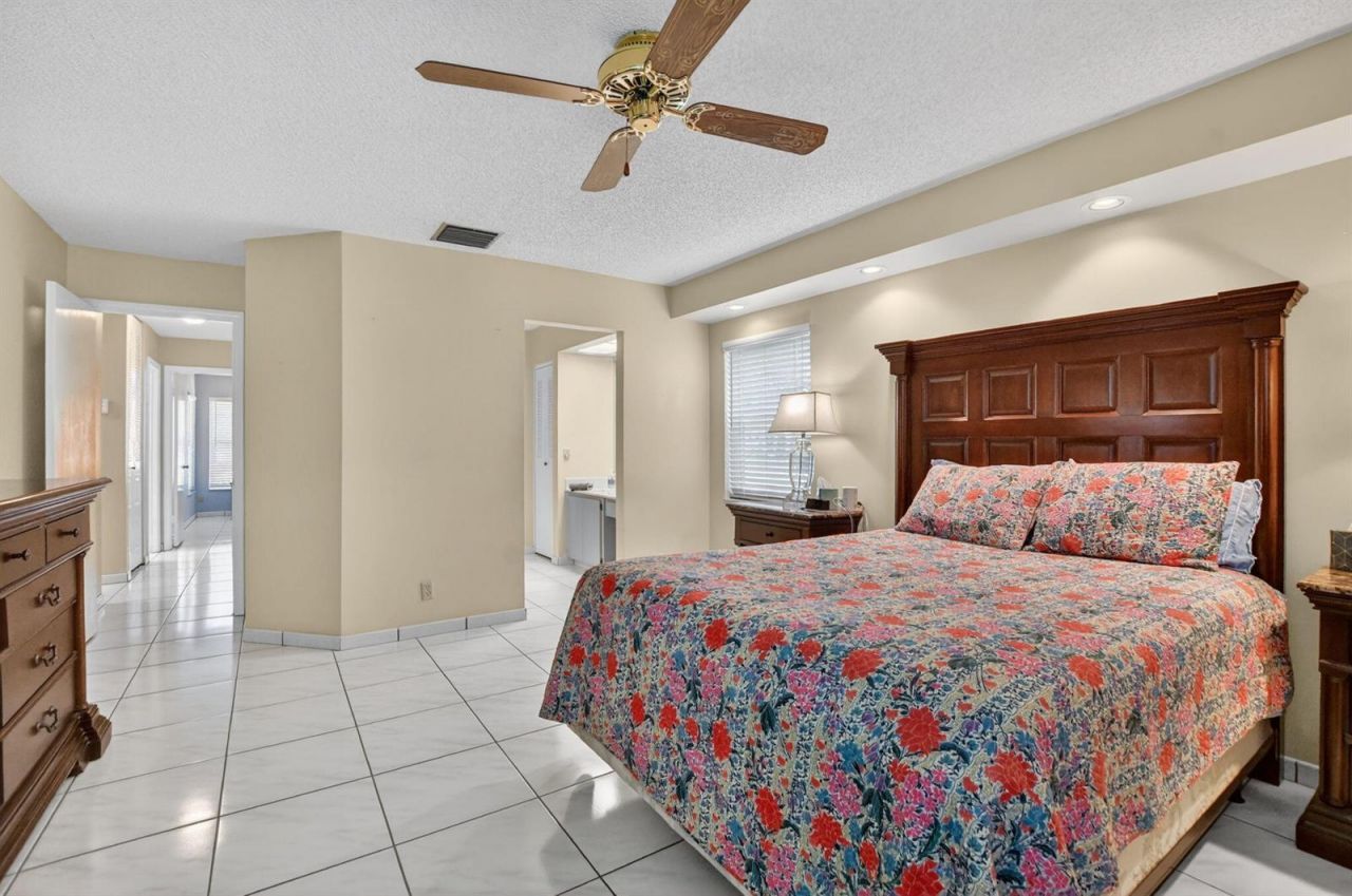 10953 Lake Front Place, Boca Raton, FL 33498 Photo