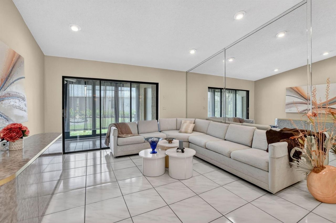 10953 Lake Front Place, Boca Raton, FL 33498 Photo