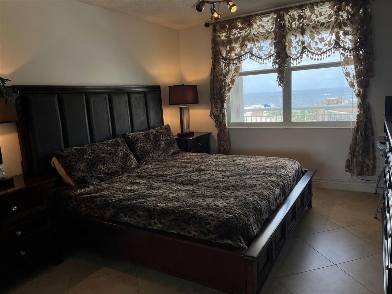 201 N Ocean Boulevard , Unit 1106, Pompano Beach, FL 33062 Photo