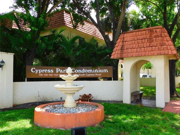 128 S Cypress Road , Unit 827, Pompano Beach, FL 33060
