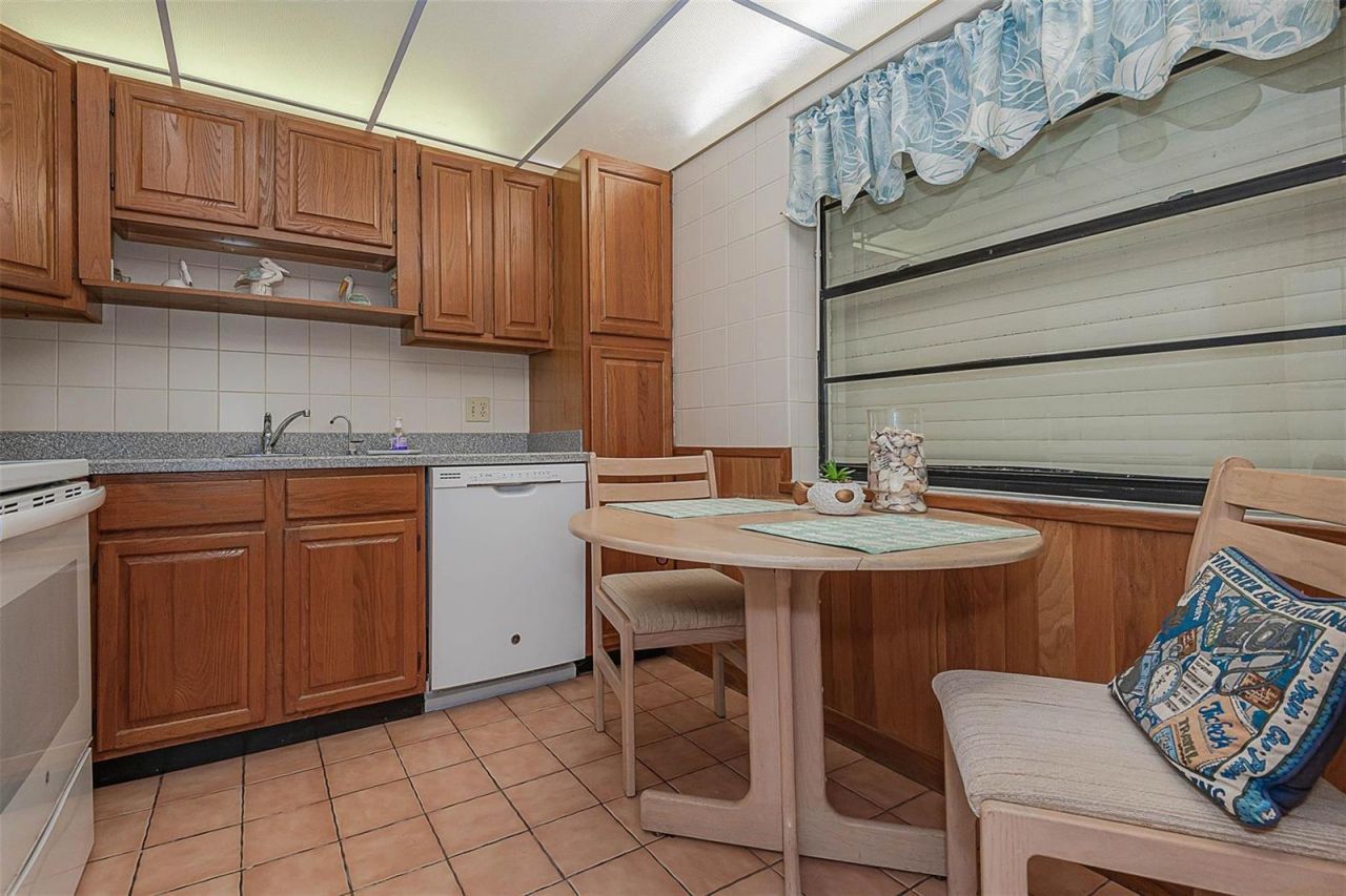 128 S Cypress Road , Unit 827, Pompano Beach, FL 33060 Photo
