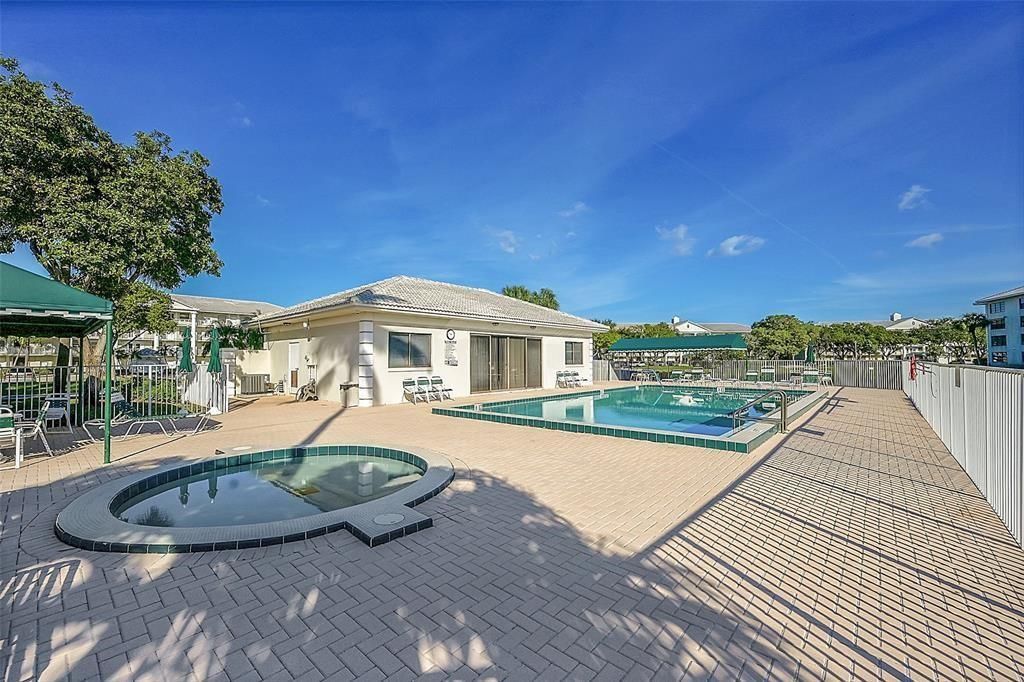 6109 Balboa Circle , Unit 305, Boca Raton, FL 33433 Photo