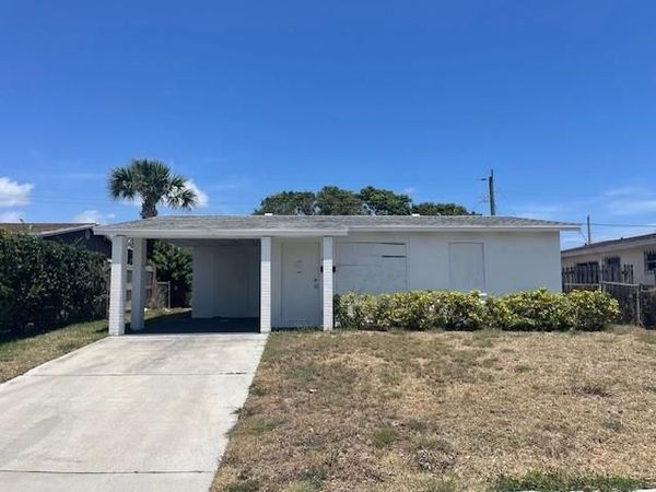 1104 W 24th Street , Riviera Beach, FL 33404