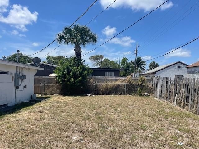 1104 W 24th Street , Riviera Beach, FL 33404 Photo