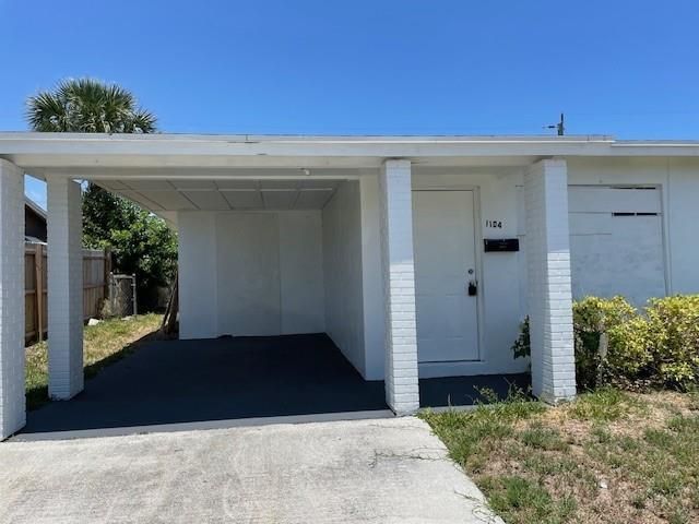 1104 W 24th Street , Riviera Beach, FL 33404 Photo