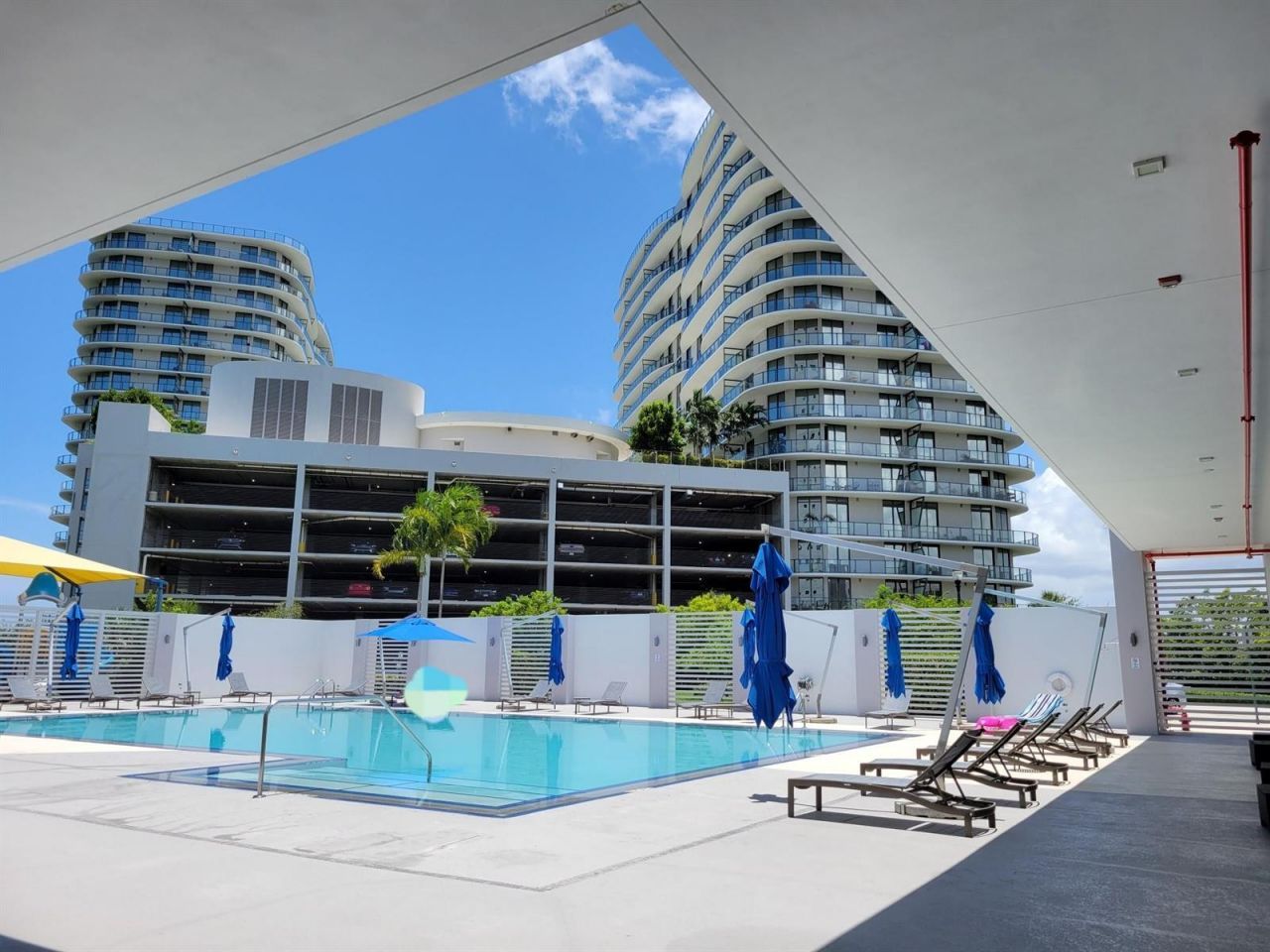 15051 Royal Oaks Lane , Unit 902, North Miami, FL 33181 Photo
