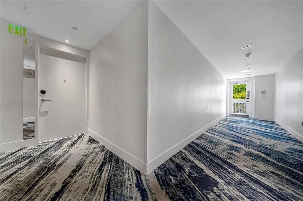 3101 Bayshore Drive , Unit 501, Fort Lauderdale, FL 33304 Photo