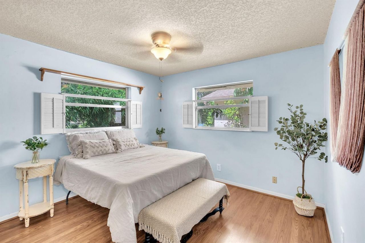 7460 SW 42nd Court , Davie, FL 33314 Photo
