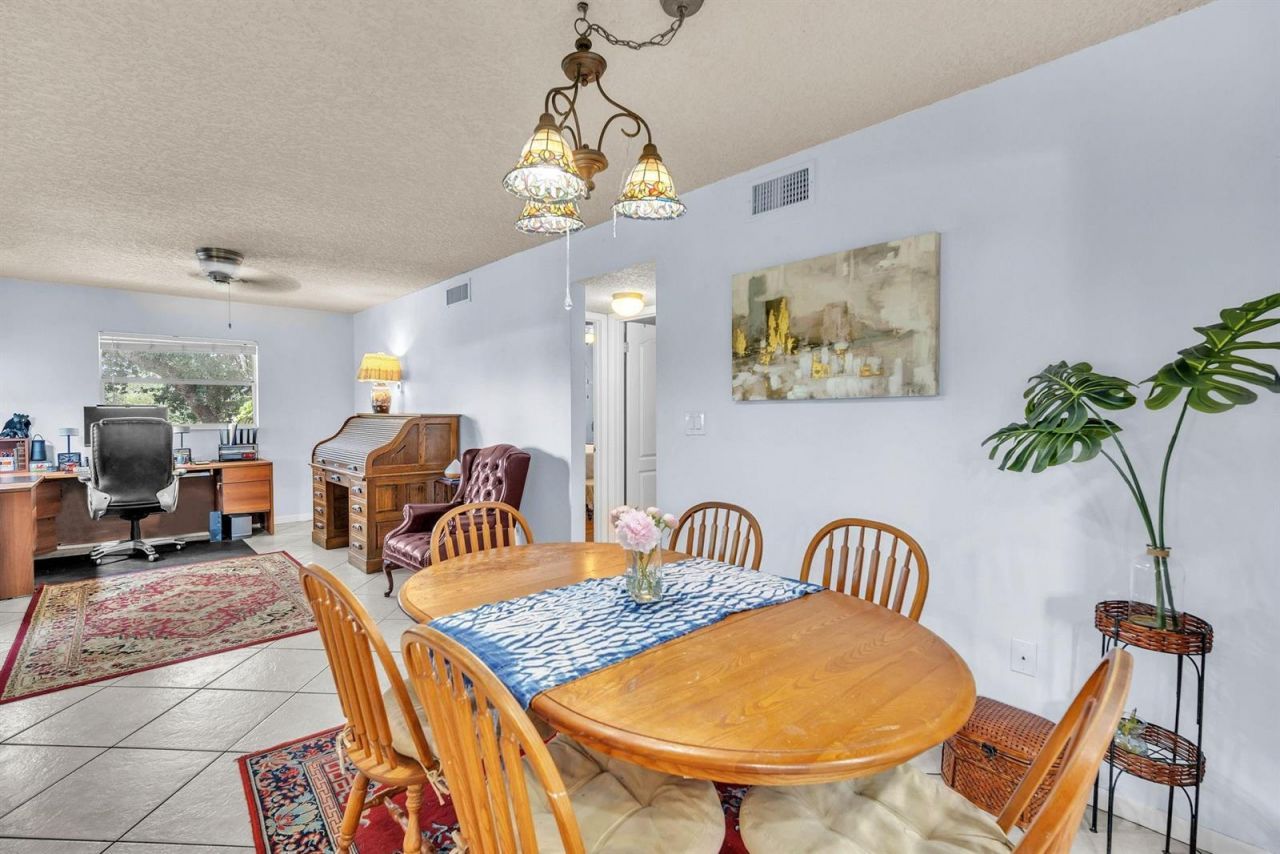 7460 SW 42nd Court , Davie, FL 33314 Photo