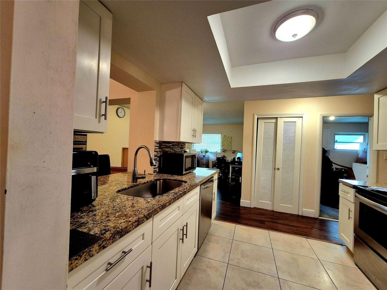 1390 NW 70th Lane , Margate, FL 33063 Photo
