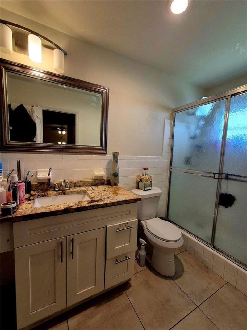 1390 NW 70th Lane , Margate, FL 33063 Photo