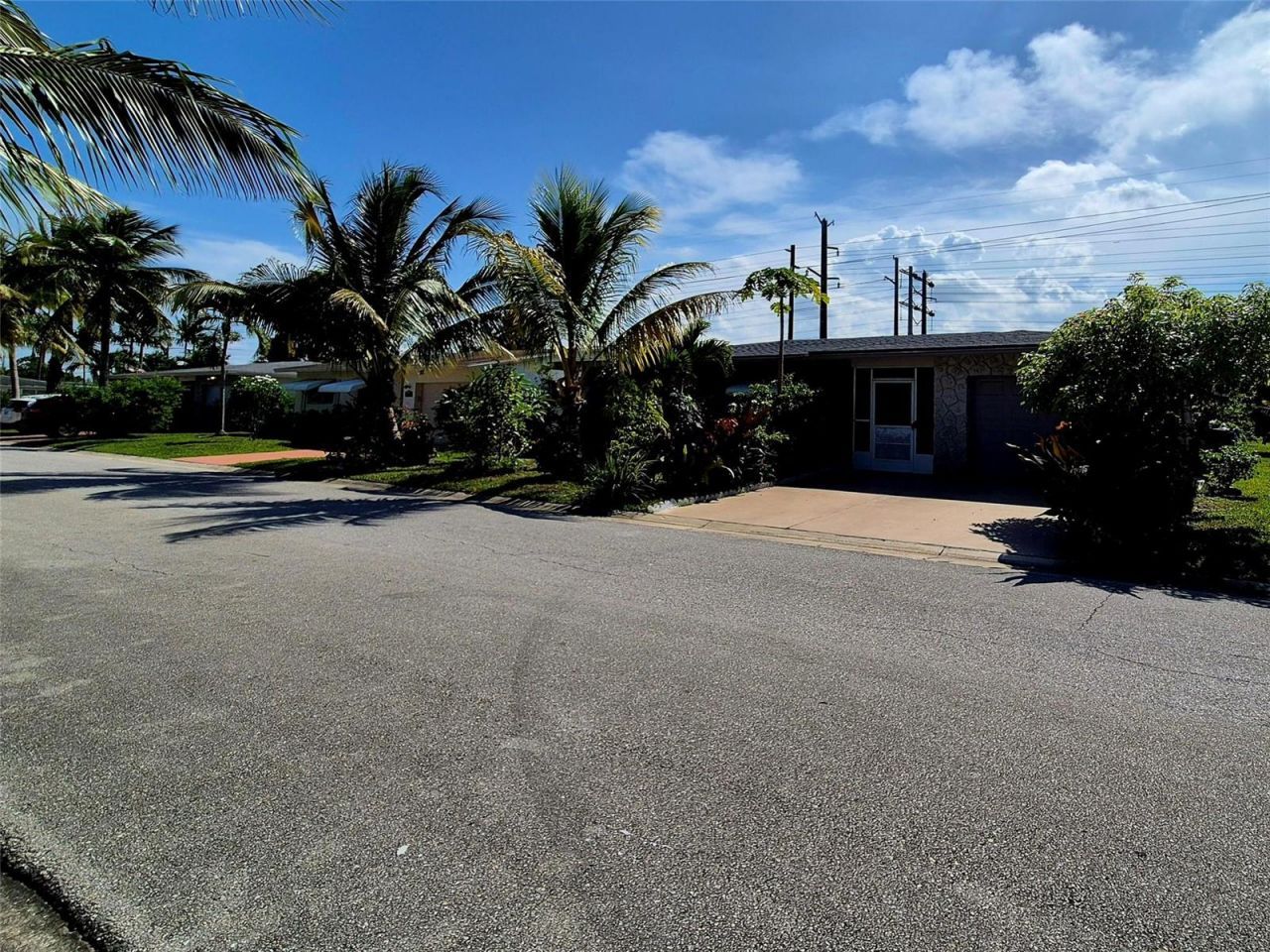 1390 NW 70th Lane , Margate, FL 33063 Photo