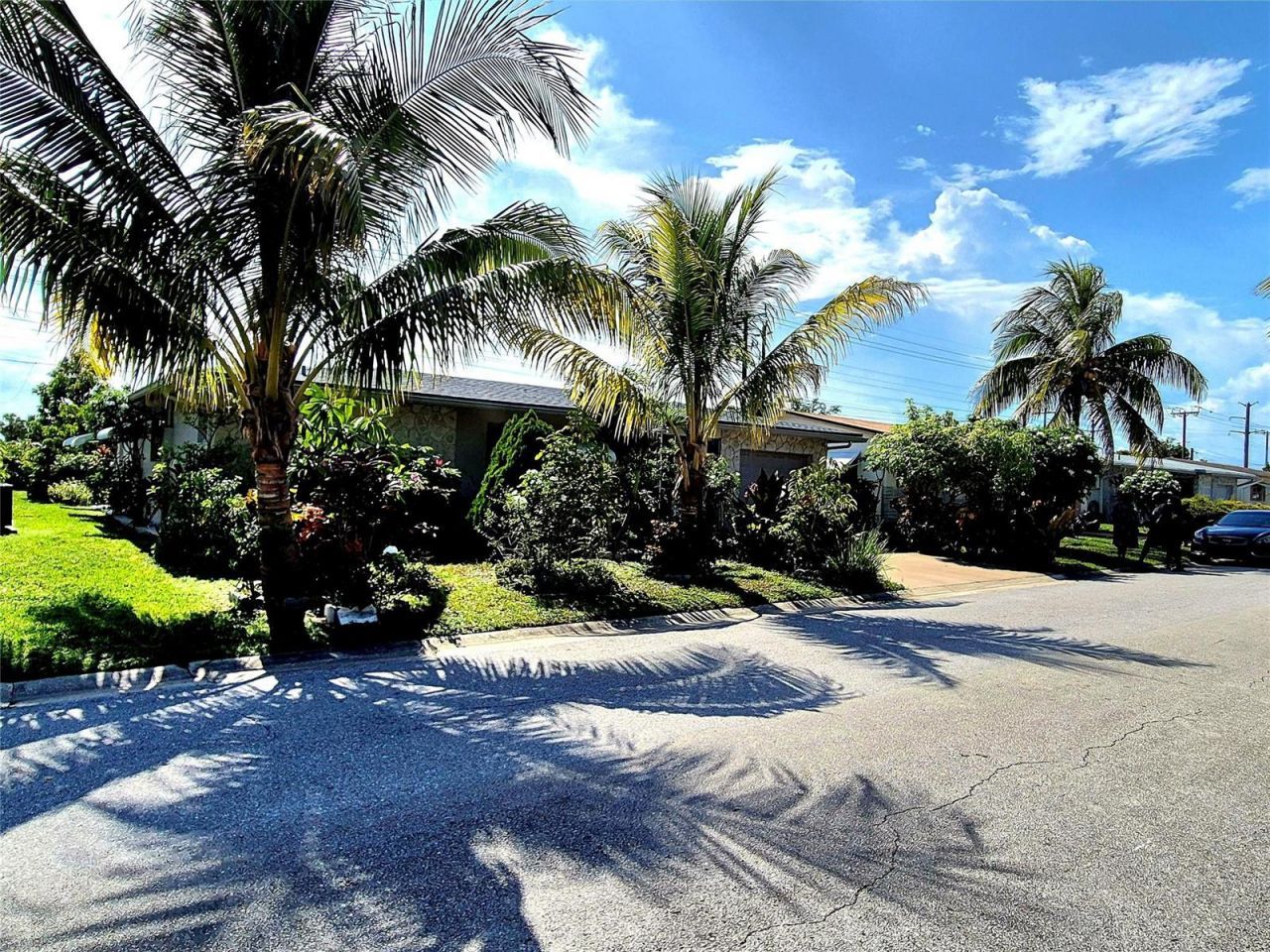 1390 NW 70th Lane , Margate, FL 33063 Photo