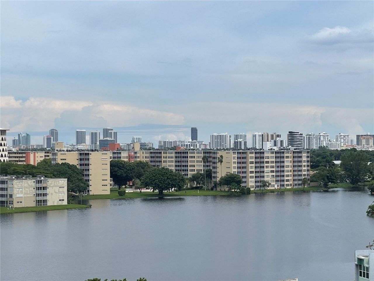 1401 NE Miami Gardens Drive , Unit 988, Miami, FL 33179 Photo