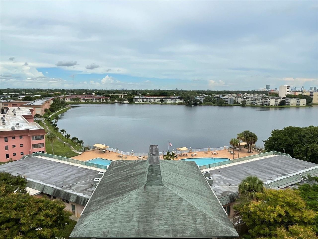 1401 NE Miami Gardens Drive , Unit 988, Miami, FL 33179 Photo