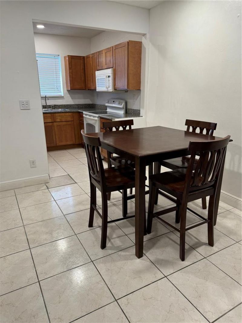 2452 Taylor Street , Unit 204, Hollywood, FL 33020 Photo