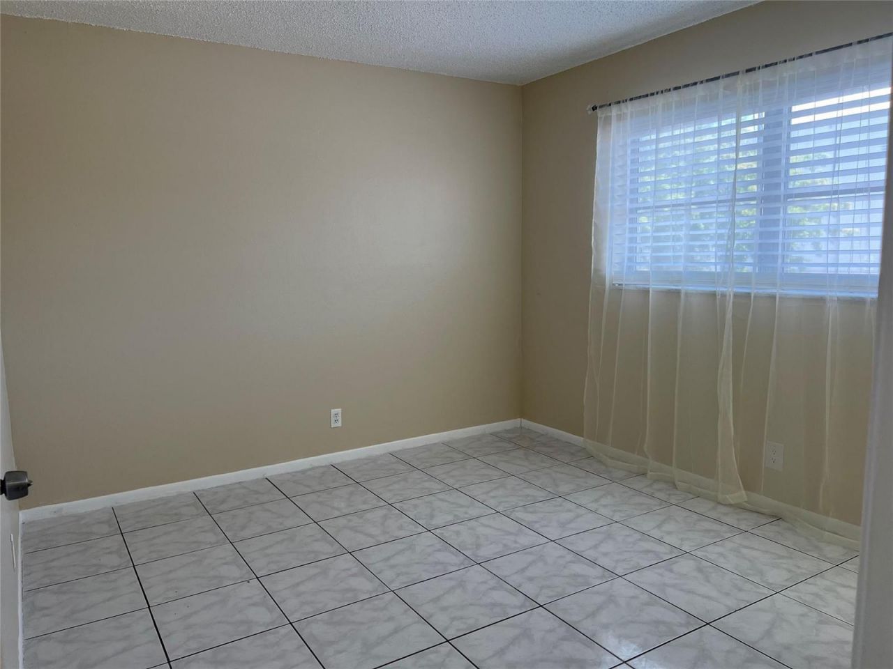 5168 NE 6th Avenue , Unit 426, Fort Lauderdale, FL 33334 Photo