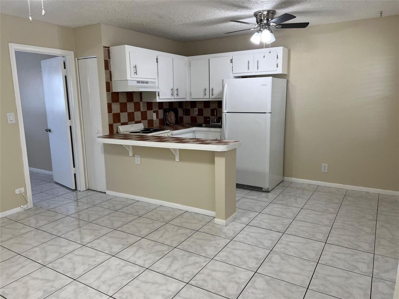 5168 NE 6th Avenue , Unit 426, Fort Lauderdale, FL 33334 Photo