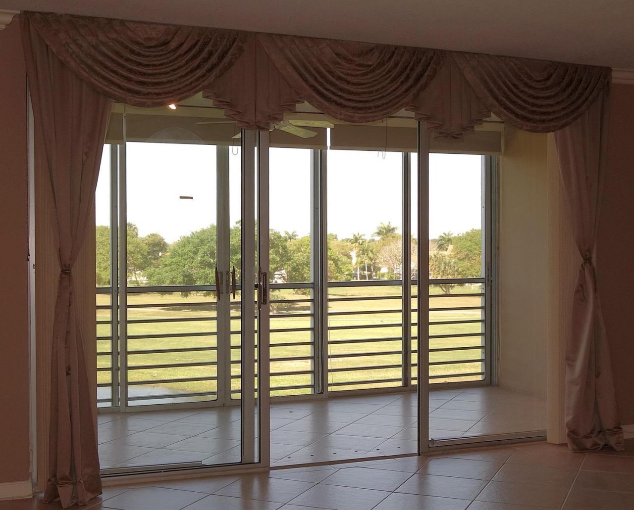 3507 Oaks Way , Unit 307, Pompano Beach, FL 33069 Photo