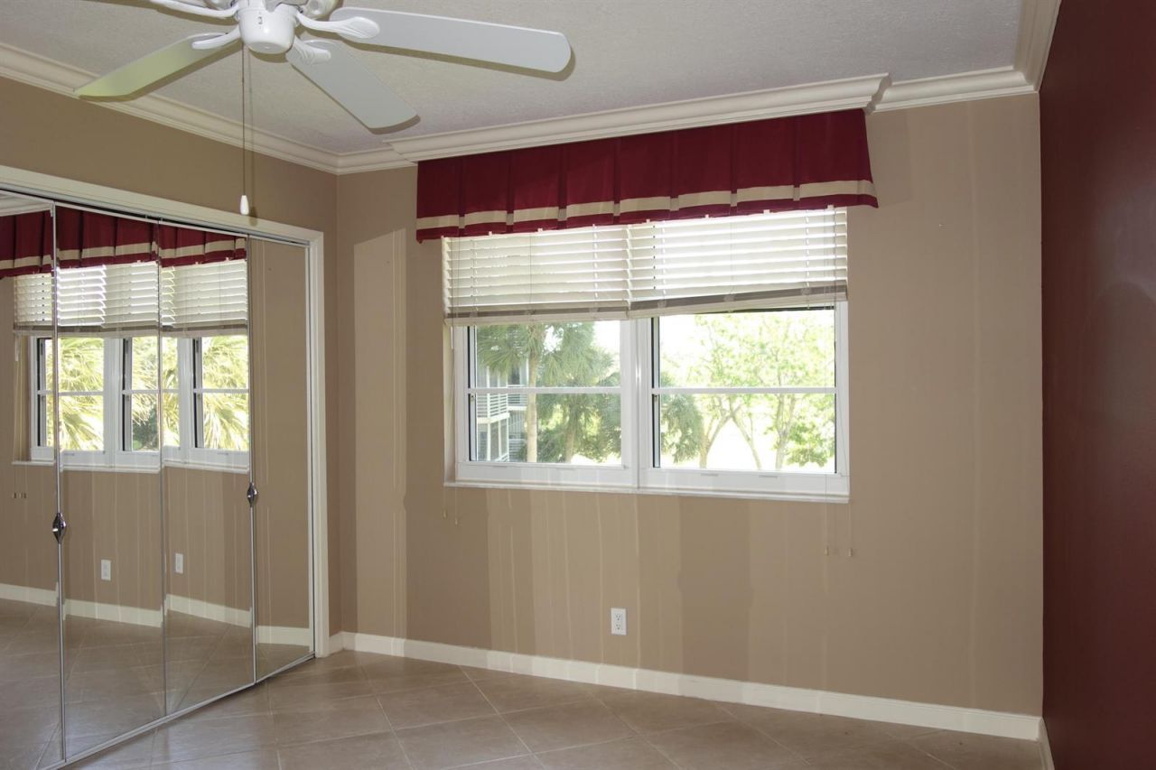 3507 Oaks Way , Unit 307, Pompano Beach, FL 33069 Photo