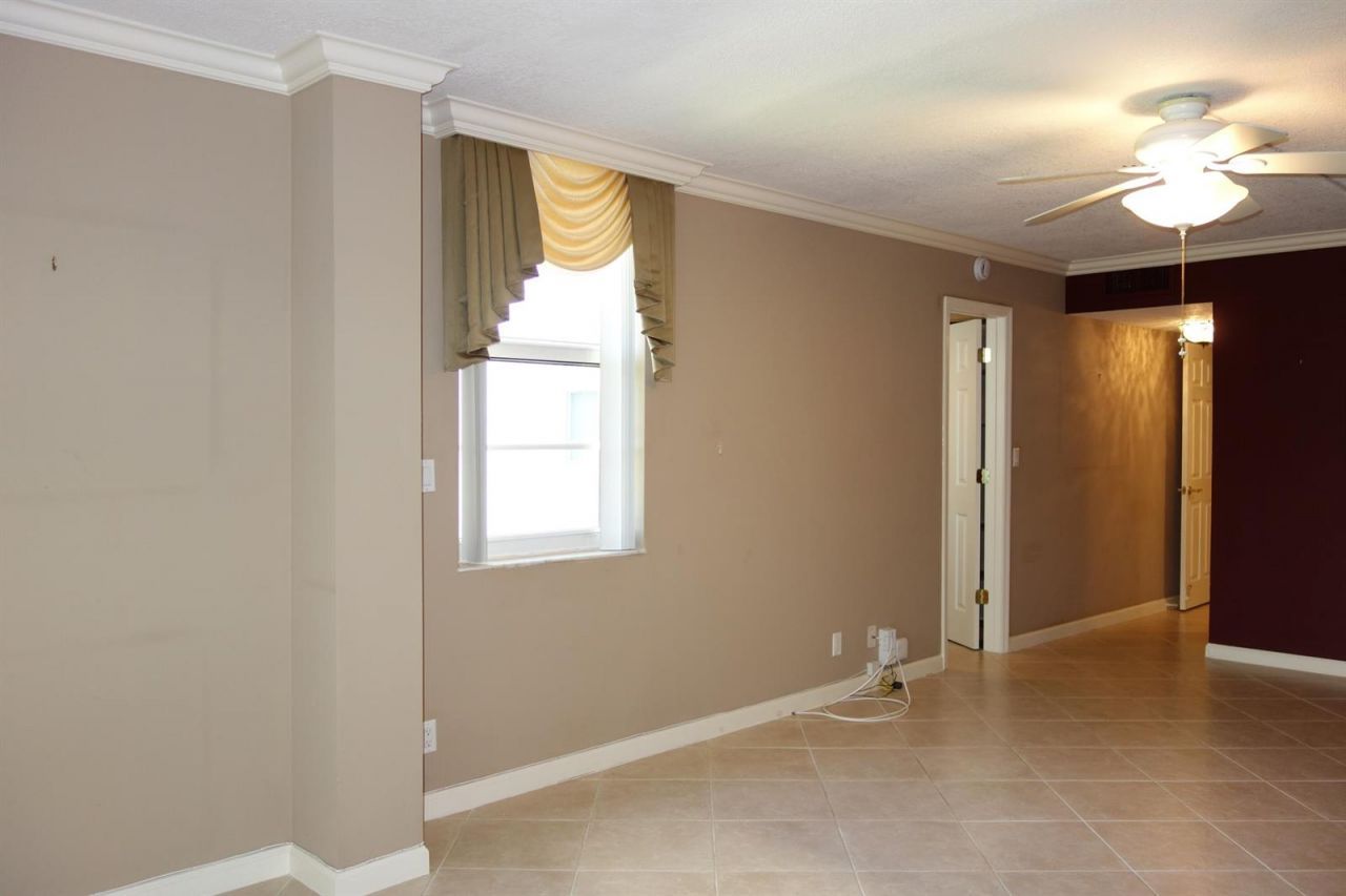 3507 Oaks Way , Unit 307, Pompano Beach, FL 33069 Photo