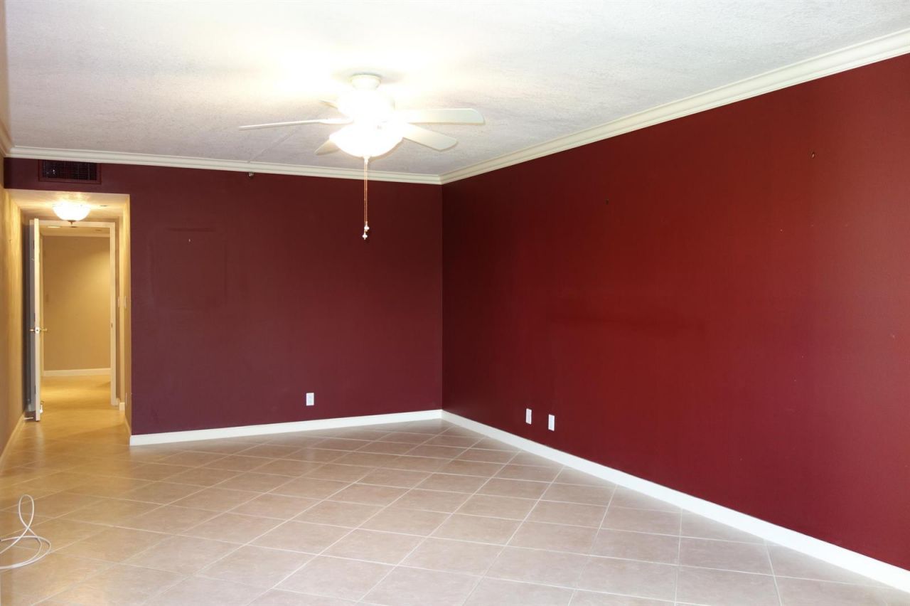 3507 Oaks Way , Unit 307, Pompano Beach, FL 33069 Photo