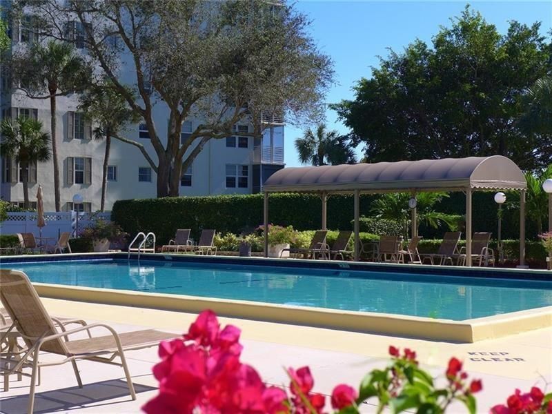 3507 Oaks Way , Unit 307, Pompano Beach, FL 33069 Photo