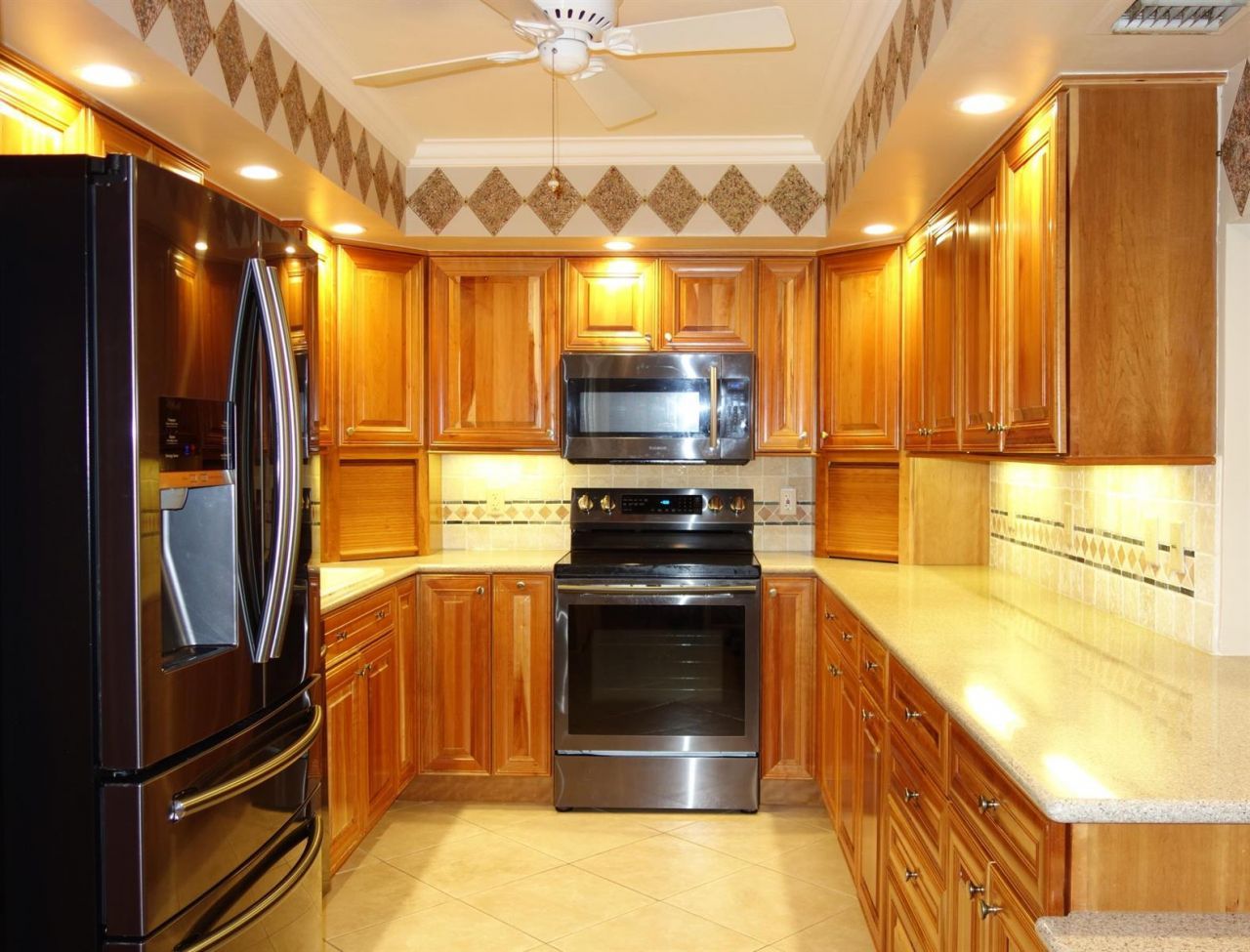 3507 Oaks Way , Unit 307, Pompano Beach, FL 33069 Photo