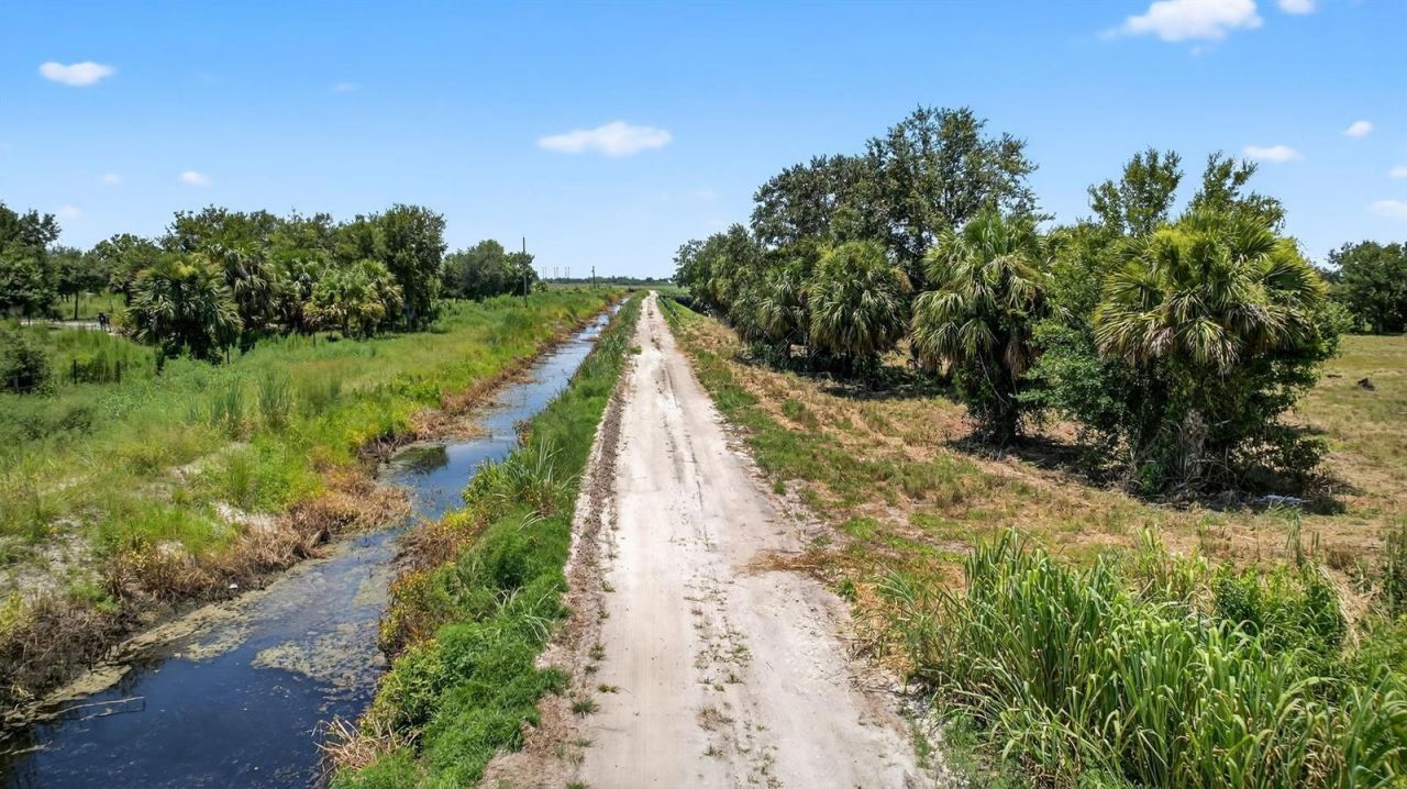 Xx Xx Bedu Court , Loxahatchee, FL 33470 Photo