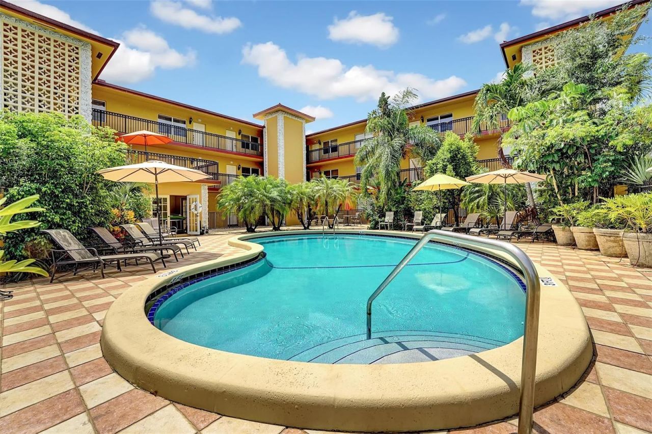 744 NE 14th Avenue , Unit 4, Fort Lauderdale, FL 33304 Photo