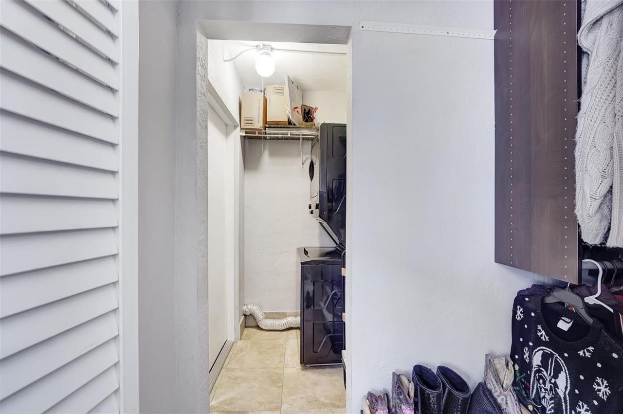 744 NE 14th Avenue , Unit 4, Fort Lauderdale, FL 33304 Photo