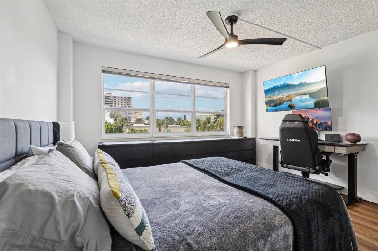 133 N Pompano Beach Boulevard , Unit 210, Pompano Beach, FL 33062 Photo