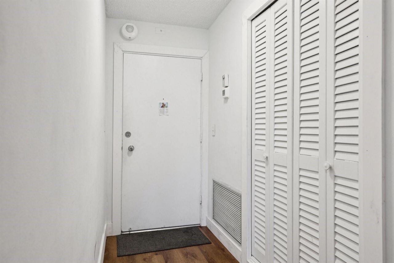 133 N Pompano Beach Boulevard , Unit 210, Pompano Beach, FL 33062 Photo