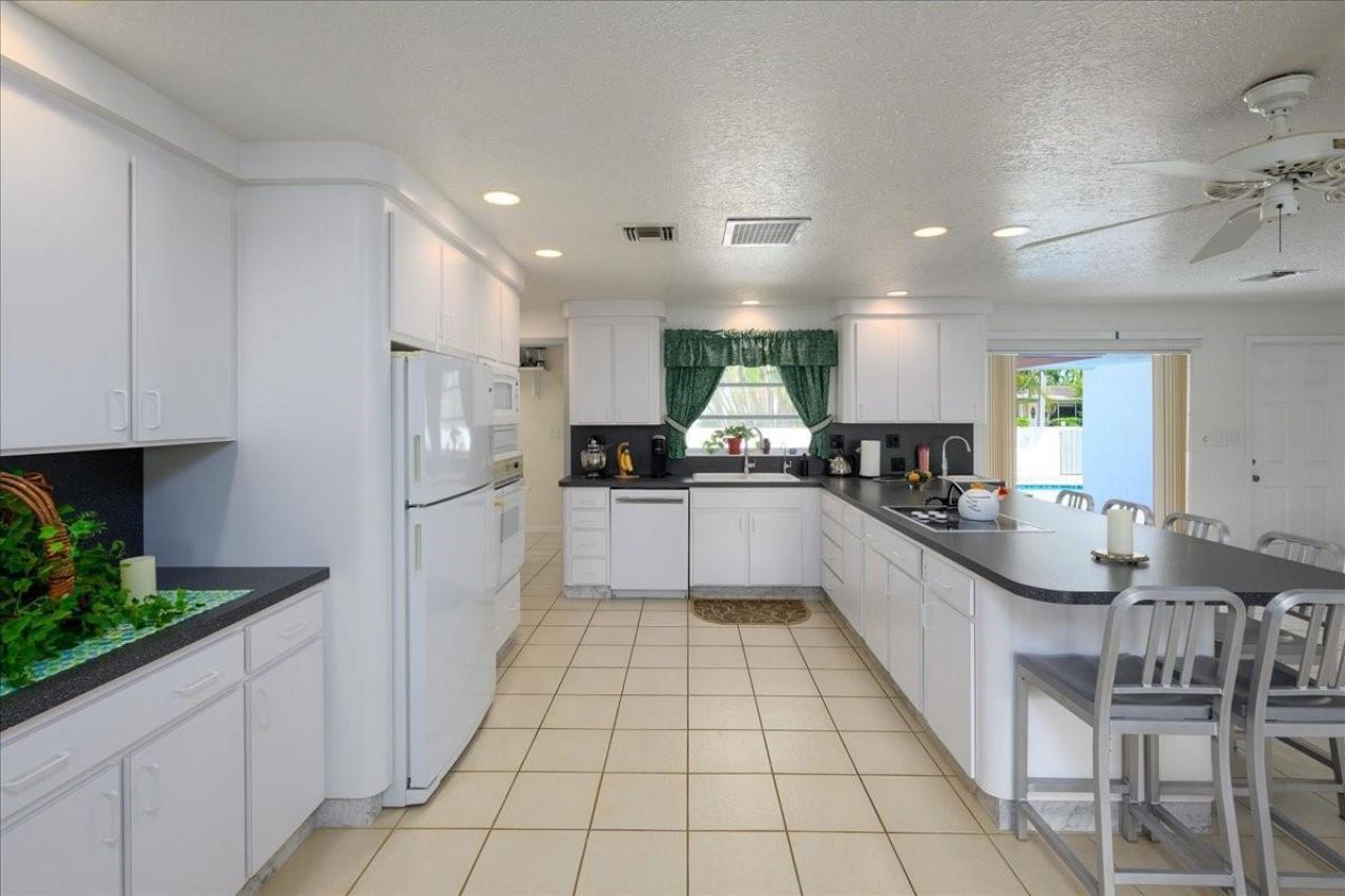 200 SE 11th Street , Pompano Beach, FL 33060 Photo