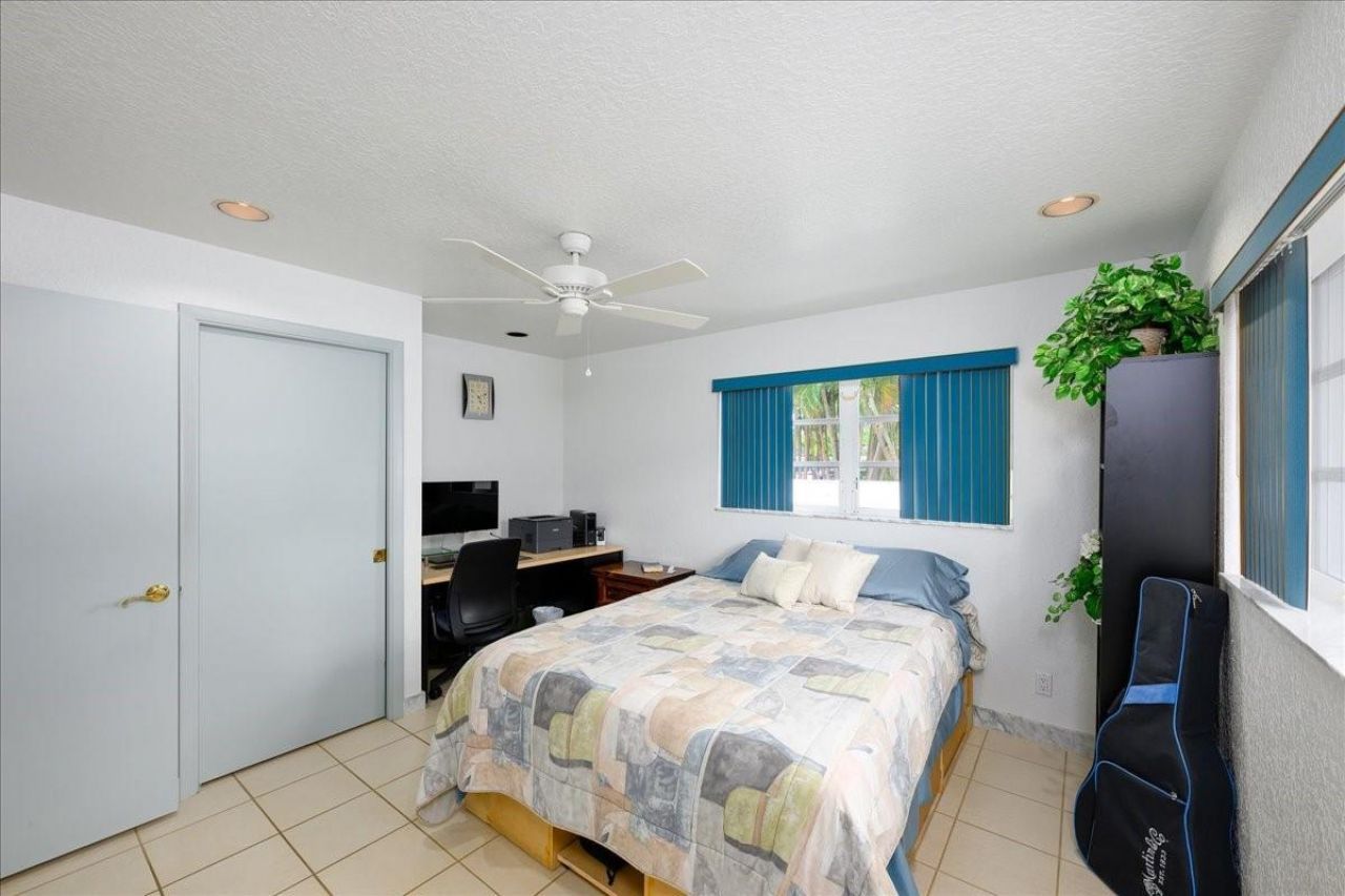200 SE 11th Street , Pompano Beach, FL 33060 Photo