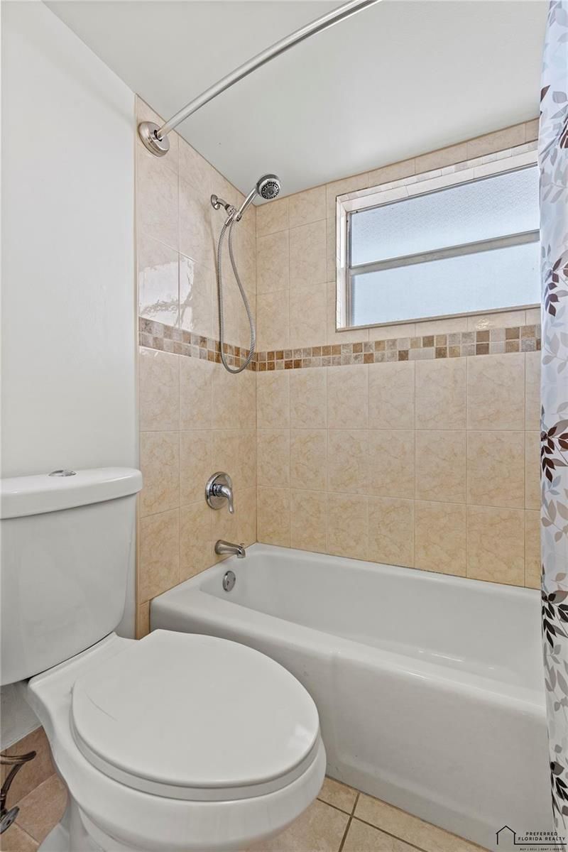 4191 NW 41st Street , Unit 316, Lauderdale Lakes, FL 33319 Photo