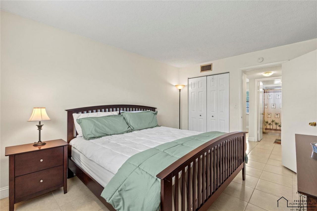 4191 NW 41st Street , Unit 316, Lauderdale Lakes, FL 33319 Photo