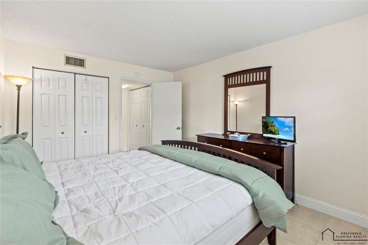 4191 NW 41st Street , Unit 316, Lauderdale Lakes, FL 33319 Photo