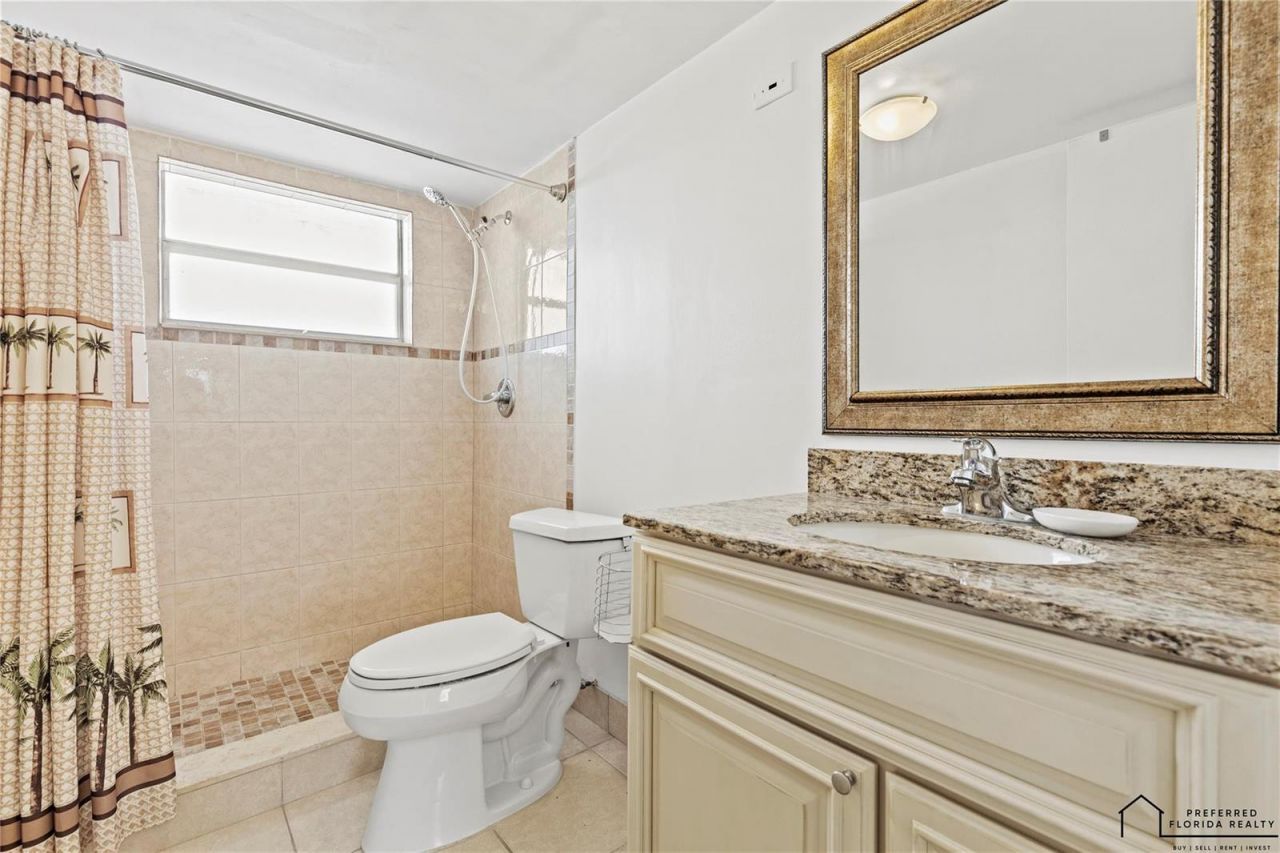 4191 NW 41st Street , Unit 316, Lauderdale Lakes, FL 33319 Photo
