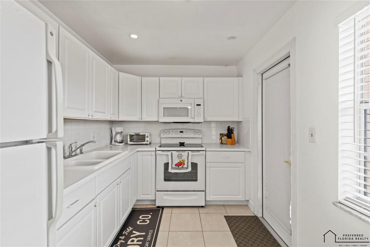 4191 NW 41st Street , Unit 316, Lauderdale Lakes, FL 33319 Photo