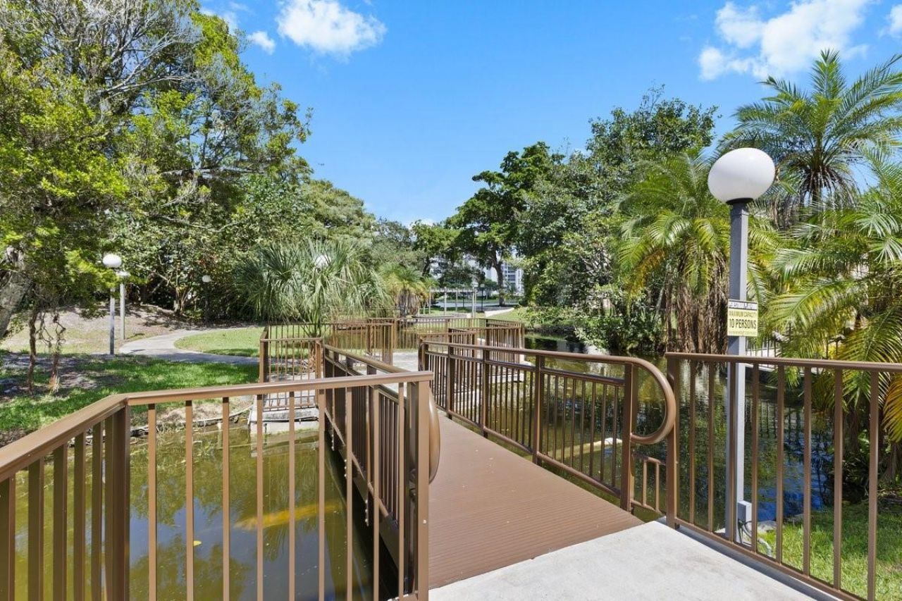 2106 S Cypress Bend Drive , Unit 506, Pompano Beach, FL 33069 Photo