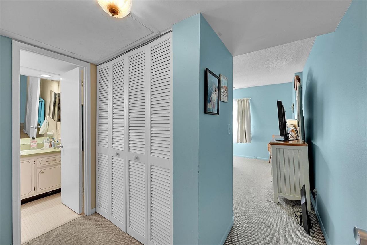 3475 Broken Woods Drive , Unit 401, Coral Springs, FL 33065 Photo