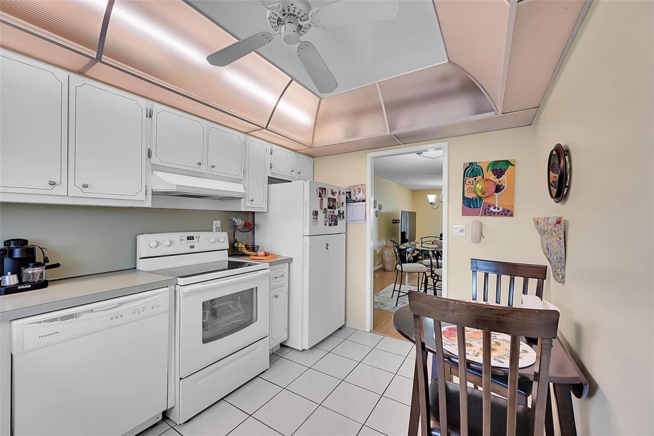 3475 Broken Woods Drive , Unit 401, Coral Springs, FL 33065 Photo